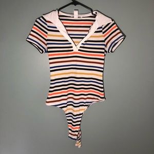 🌸 3/$15 Women’s Bodysuit Multiple Colour Small🌸